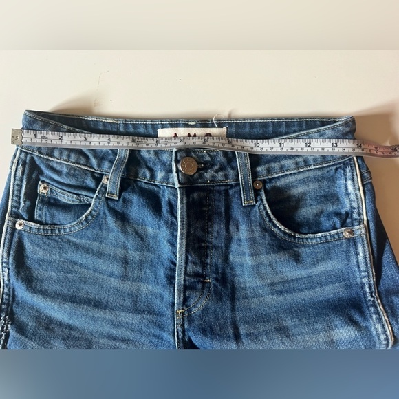 AMO Babe Old School Raw Hem Jeans Size 26 - Picture 6 of 9